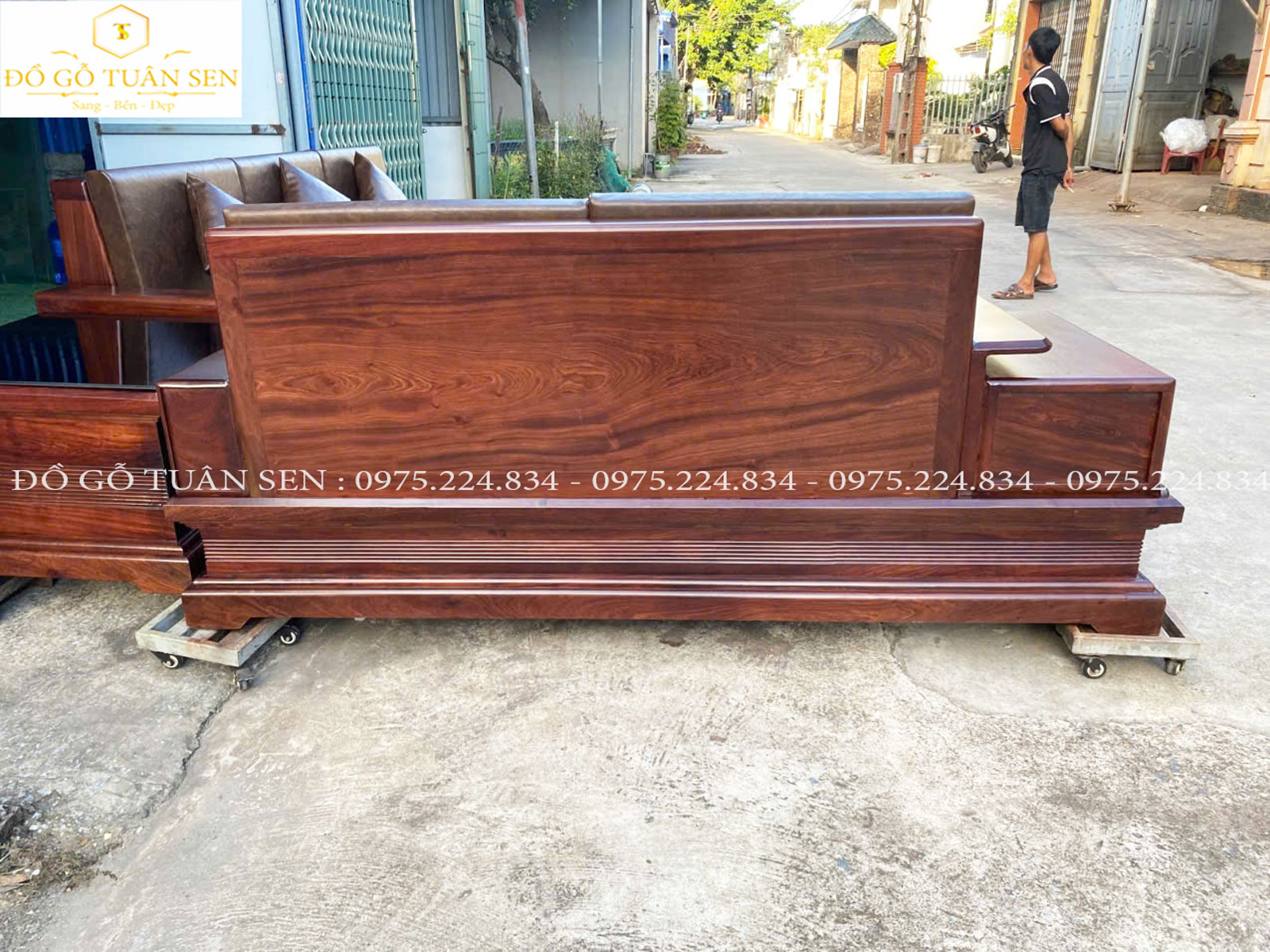 Vẻ đẹp Bộ sofa gỗ hương chân pháo